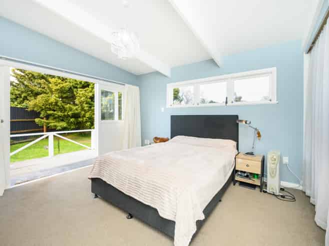 12 Kent Crescent, Awapuni