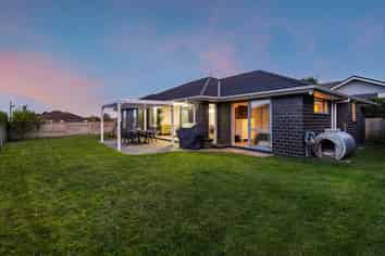 48 Beachwood Drive, Hatfields Beach