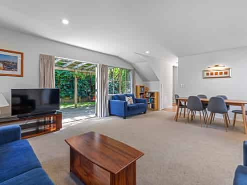 3/24 Wernham Place, Northcote