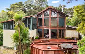 6 Remu Place, Greenhithe