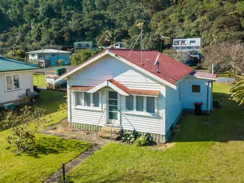 732 Thames Coast Road, Tapu