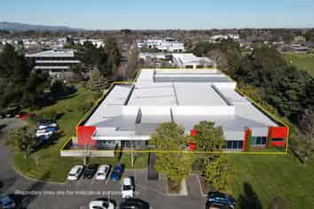 Large-Scale Office with Warehouse Potential