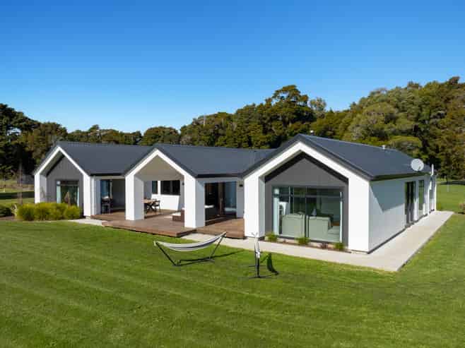 51 Pigeon Valley Road, Wakefield