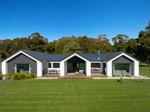 51 Pigeon Valley Road, Wakefield