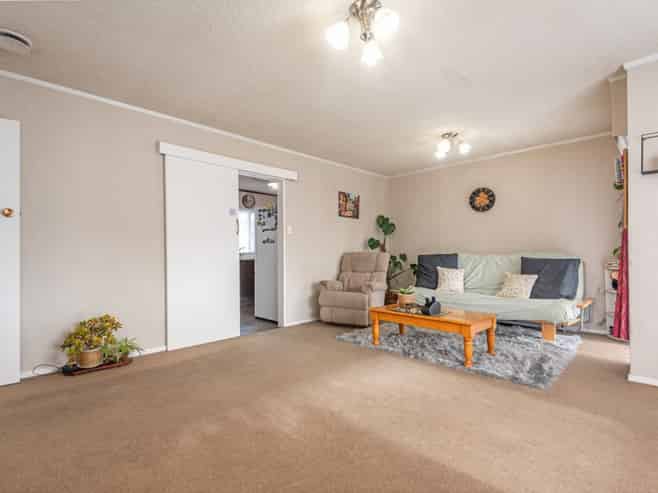 12 Cecil Place, Cloverlea