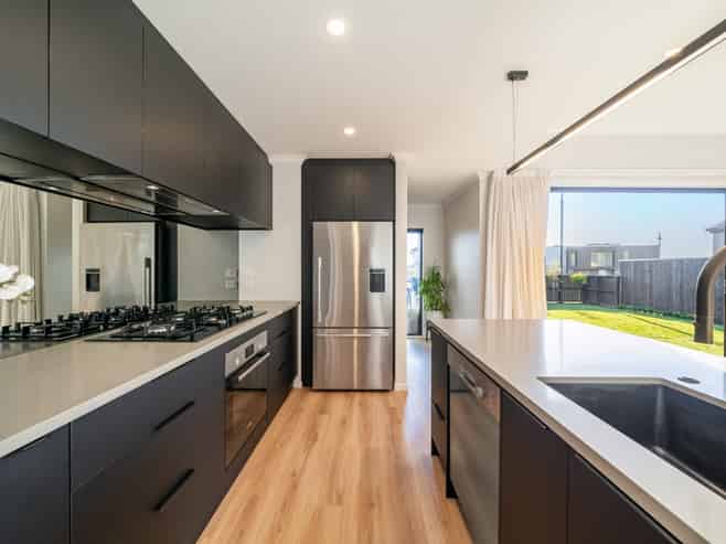 12 Kaiaho Close, Aotea
