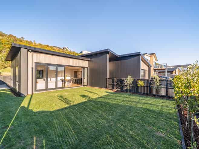 12 Kaiaho Close, Aotea