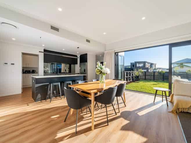 12 Kaiaho Close, Aotea