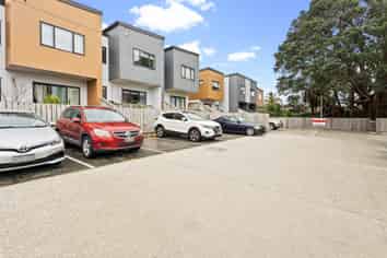 7/22 Ryburn Road, Mount Wellington
