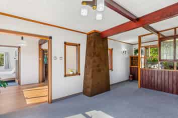 6 Toi Street, Otaki Beach