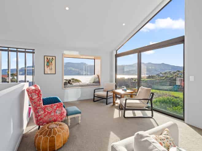100 Mission Cove, Company Bay