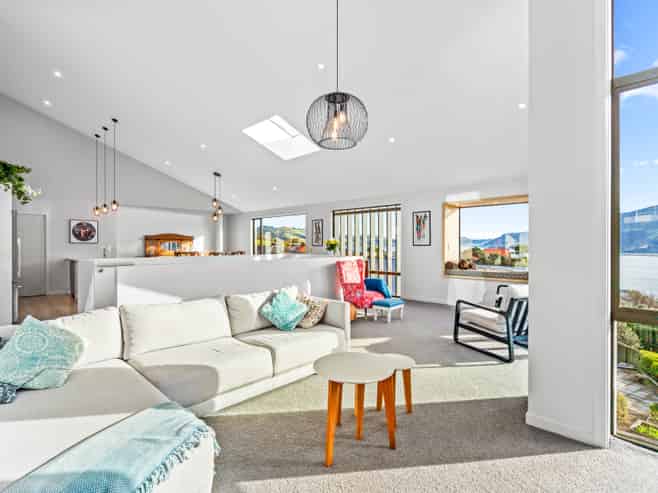 100 Mission Cove, Company Bay