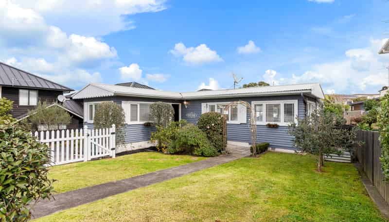 2/49 Waterloo Street, Howick