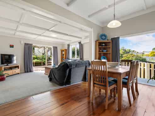 18 Dundale Avenue, Blockhouse Bay