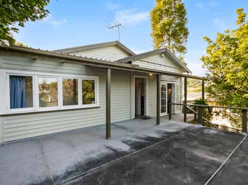18 Dundale Avenue, Blockhouse Bay