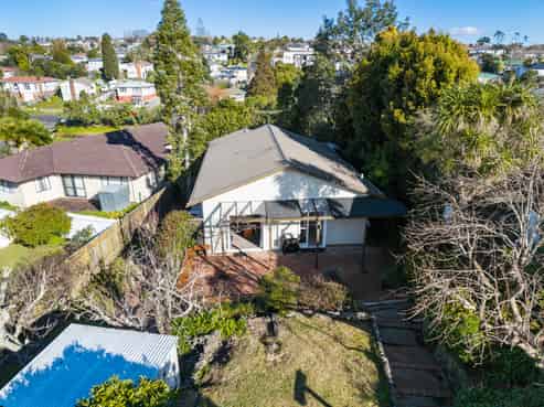 18 Dundale Avenue, Blockhouse Bay
