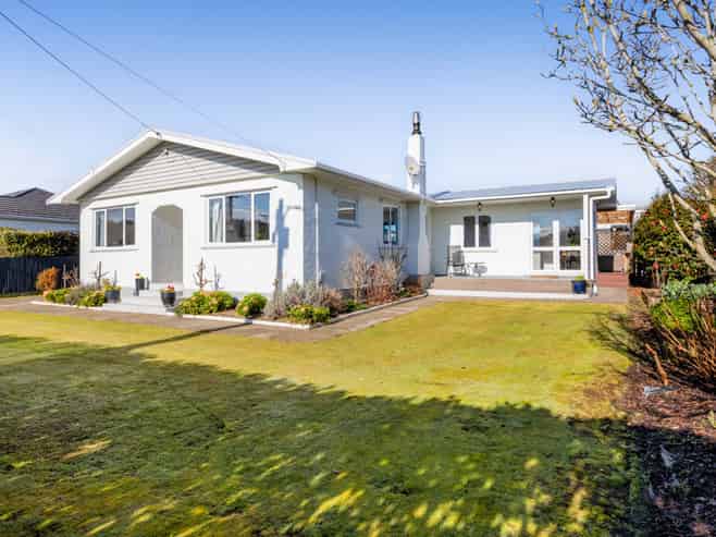 16 Karaka Street, Hawera