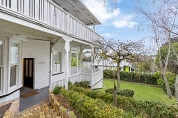 22 Arney Crescent, Remuera