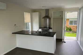 2A Applemoors Way, Riverhead