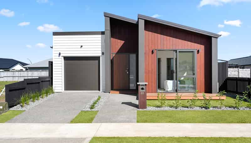 68 Overton Street, Rototuna North