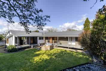 7C Waterloo Place, Westown
