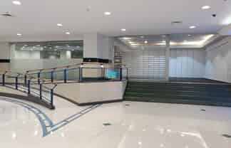 PRIME RETAIL SPACE AT CROWNE PLAZA
