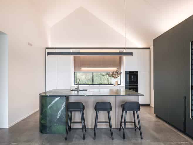 107 Main Road, Governors Bay
