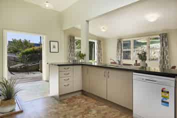 125 Wellington Street , Picton