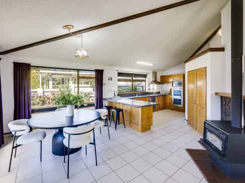602 York Street, Mahora