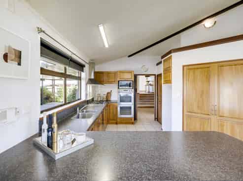 602 York Street, Mahora