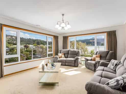 25A Field Street, Silverstream