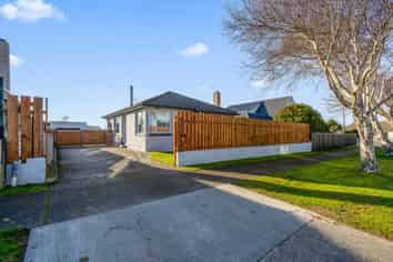 15 Lorn Street, Glengarry