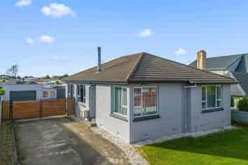 15 Lorn Street, Glengarry