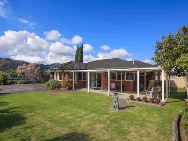 90B Richmond Street, Thames