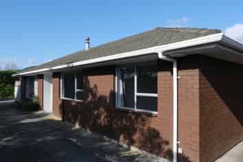 28 Kapiti Rd, Paraparaumu