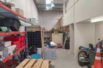 ALBANY TRADESMAN UNIT - 120M²
