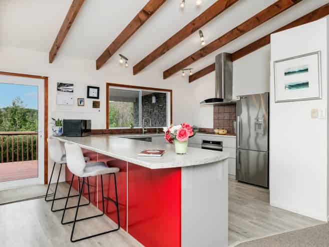 92 School Road, Paihia