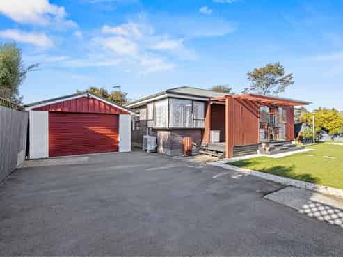 2/33 Tower Street, Hornby