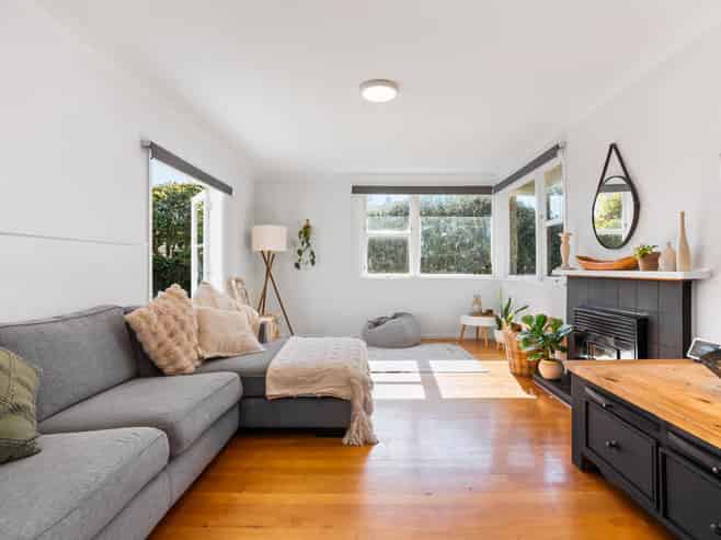 11 Beaufort Avenue, Brookfield