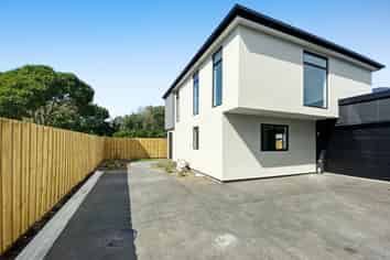 2/15 Rawhiti Av, New Brighton