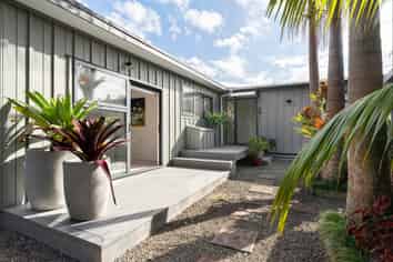 13 Harbour View Road, Point Wells