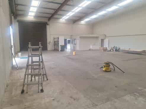For Lease - 2 x Roller door warehouse - Helensville