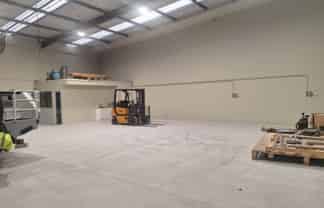 For Lease - Versatile Factory - Helensville