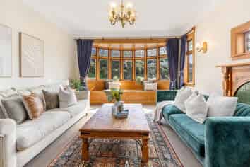 11 Hungerford Road, Lyall Bay