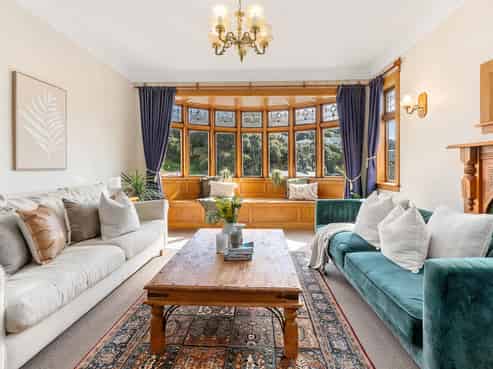 11 Hungerford Road, Lyall Bay