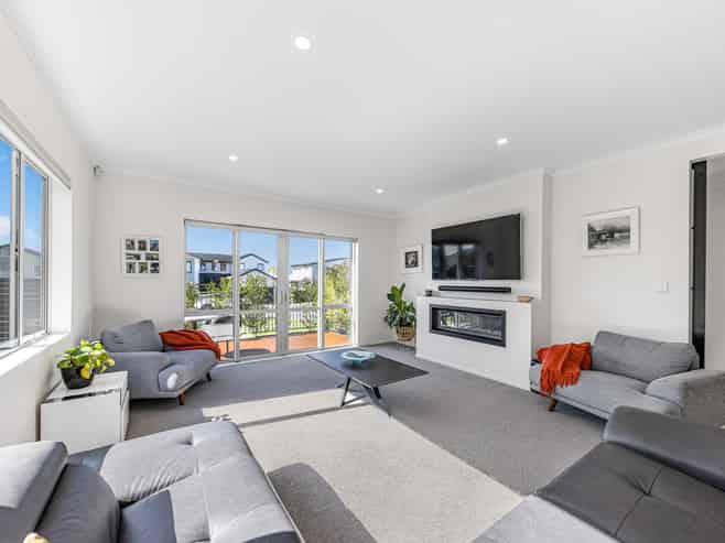 19 Fennell Crescent, Millwater