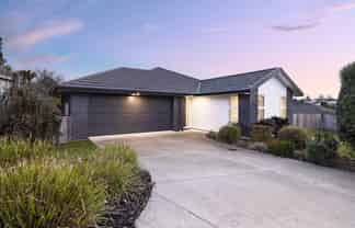 121 Condor Drive, Pyes Pa