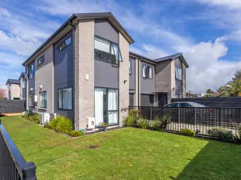 2/7 Sayer Street, Frankton