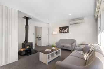 11 Lomond Street, Newlands