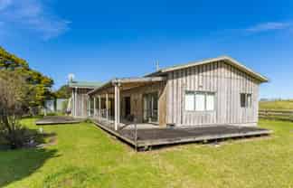 110 Whakapirau Road, Maungaturoto